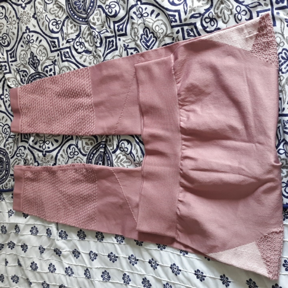 Fabletics X Demi Lovato Sz S Leggings